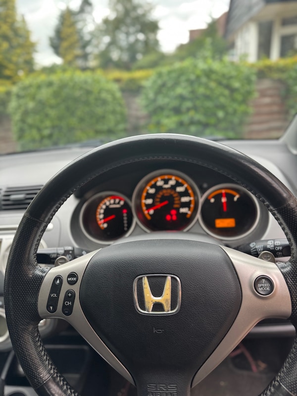 Used Honda Jazz 2006 for sale - 76218519: Photo 8
