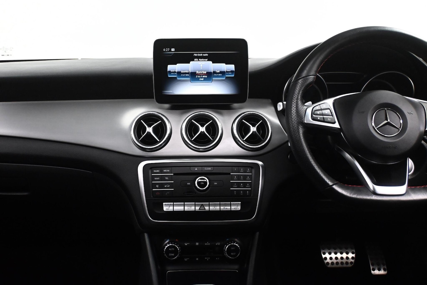 Used Mercedes-Benz CLA 2019 for sale - 76802026: Photo 26