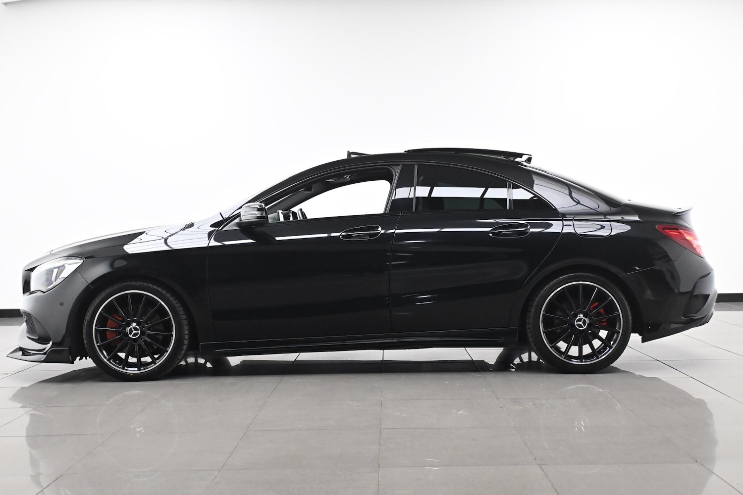 Used Mercedes-Benz CLA 2019 for sale - 76802026: Photo 6