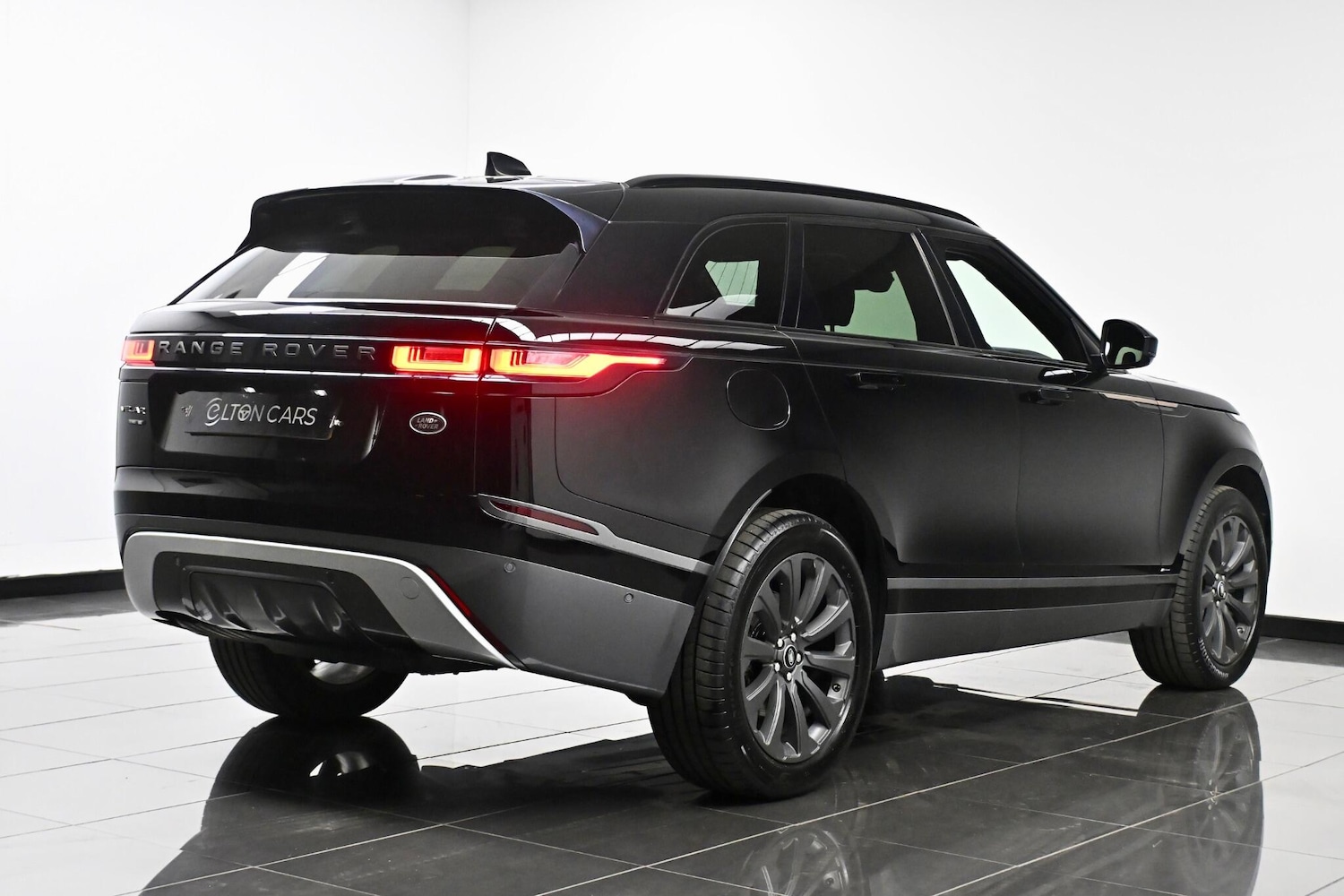 Used Land Rover Range Rover Velar 2018 for sale - 77977787: Photo 11