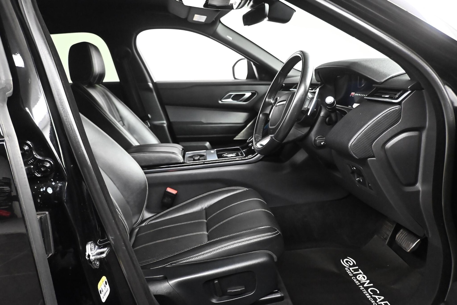 Used Land Rover Range Rover Velar 2018 for sale - 77977787: Photo 14