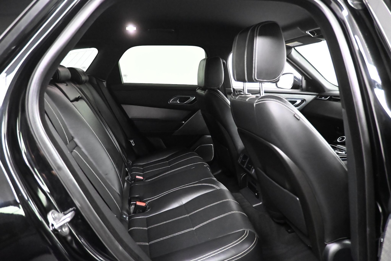 Used Land Rover Range Rover Velar 2018 for sale - 77977787: Photo 15