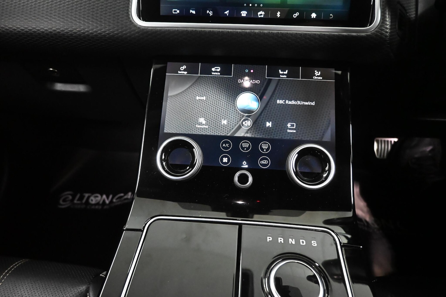 Used Land Rover Range Rover Velar 2018 for sale - 77977787: Photo 18