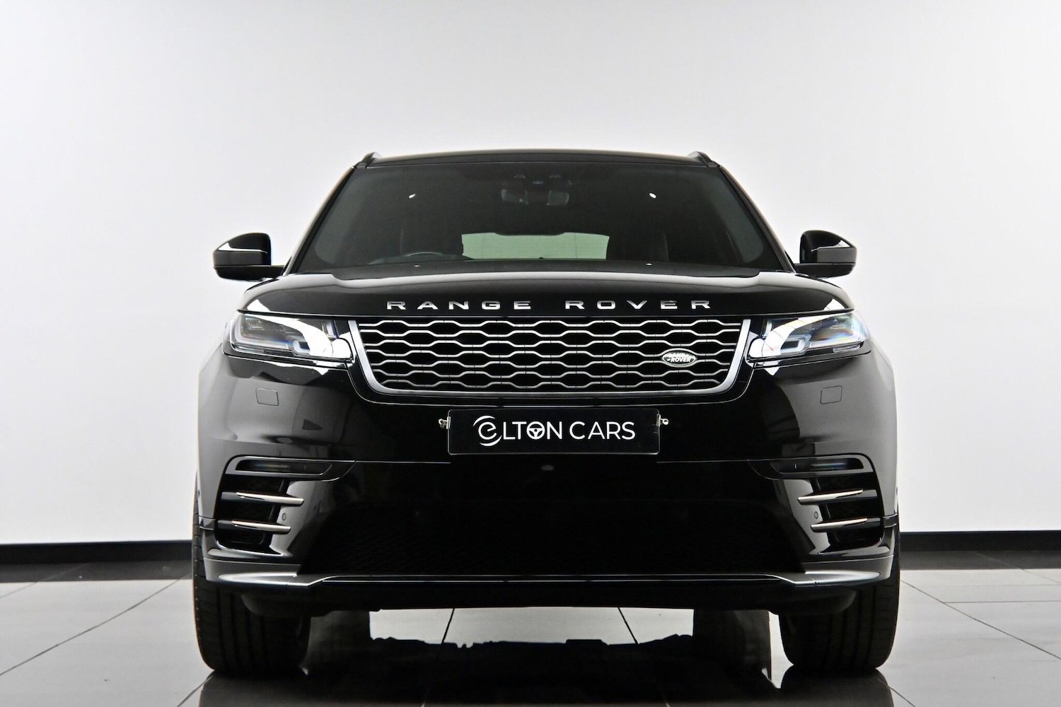 Used Land Rover Range Rover Velar 2018 for sale - 77977787: Photo 3