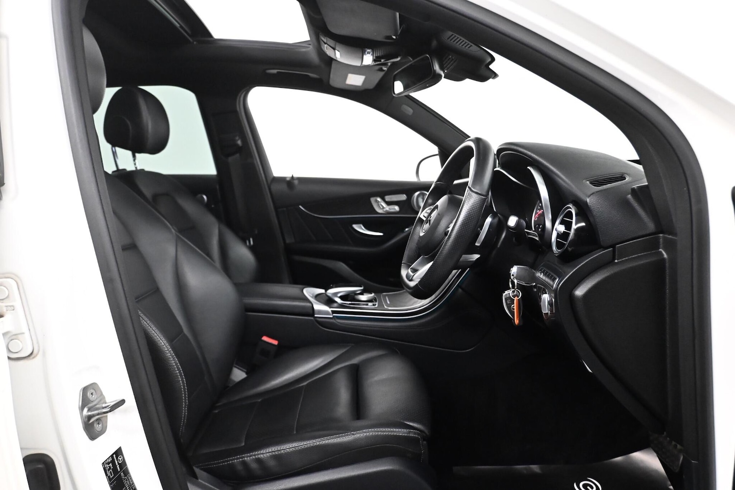 Used Mercedes-Benz GLC 2019 for sale - 77314611: Photo 11