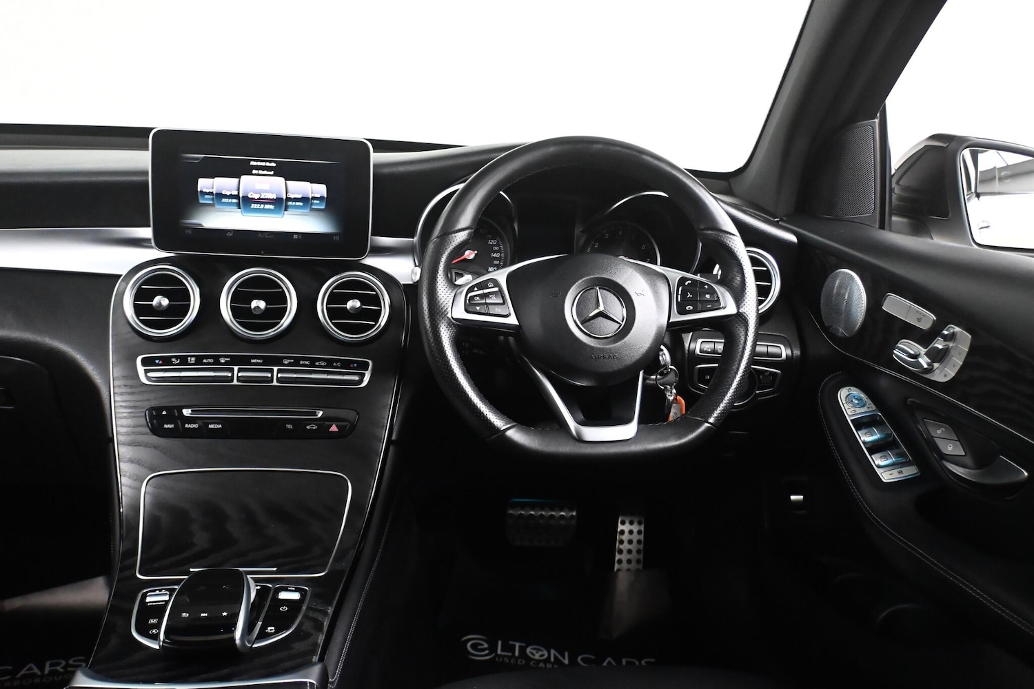 Used Mercedes-Benz GLC 2019 for sale - 77314611: Photo 12