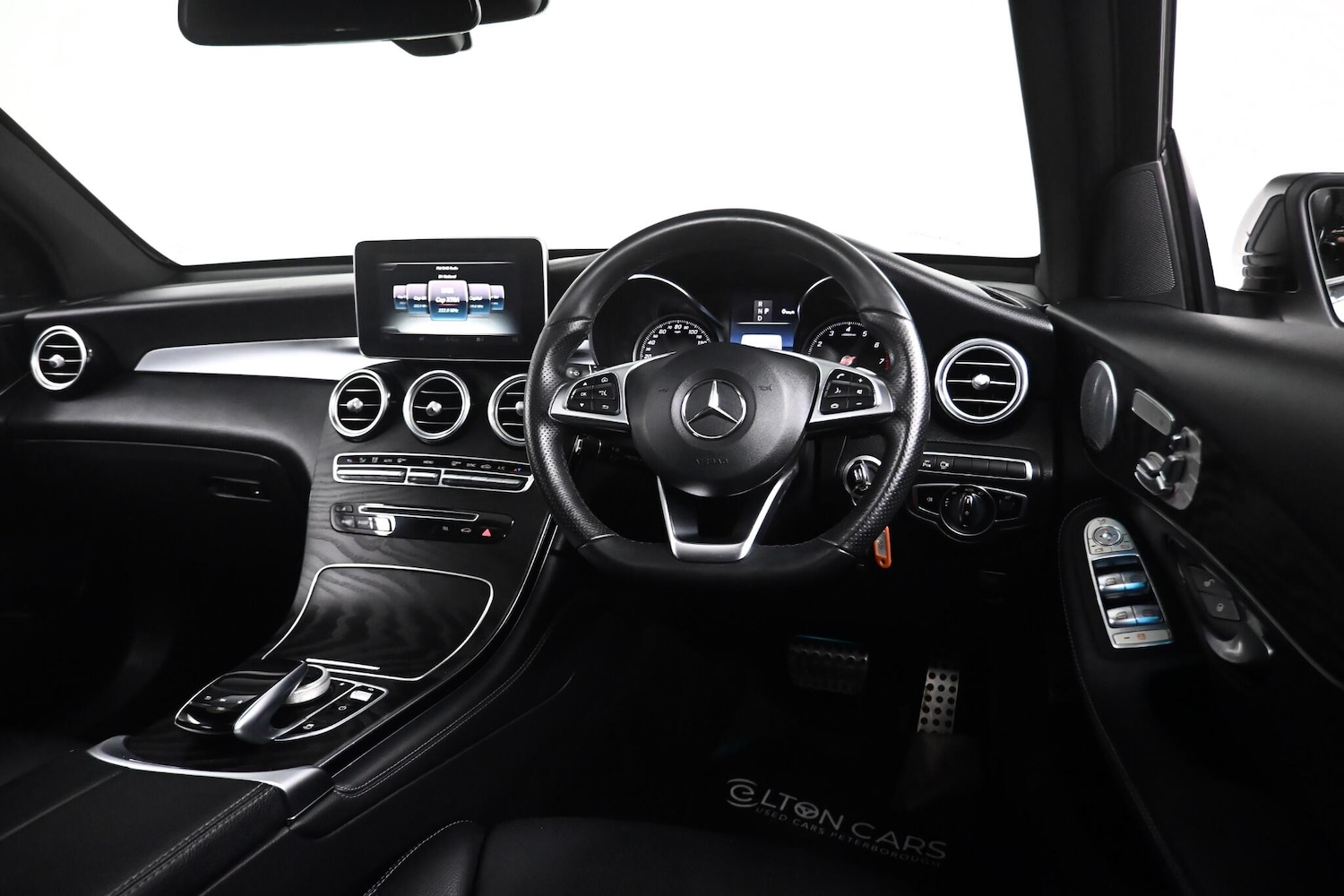 Used Mercedes-Benz GLC 2019 for sale - 77314611: Photo 13