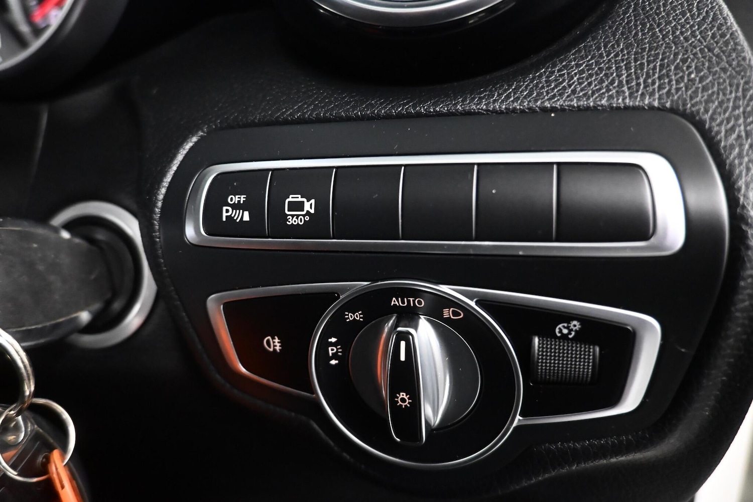 Used Mercedes-Benz GLC 2019 for sale - 77314611: Photo 15