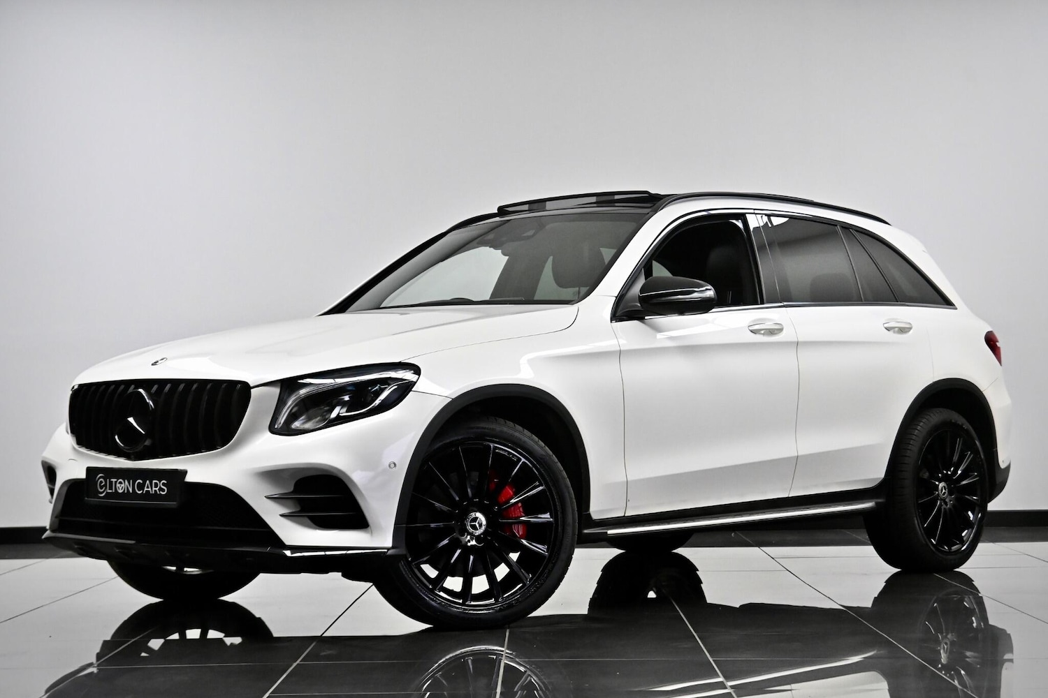 Used Mercedes-Benz GLC 2019 for sale - 77314611: Photo 2