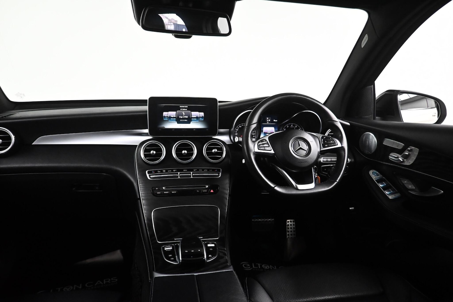 Used Mercedes-Benz GLC 2019 for sale - 77314611: Photo 24