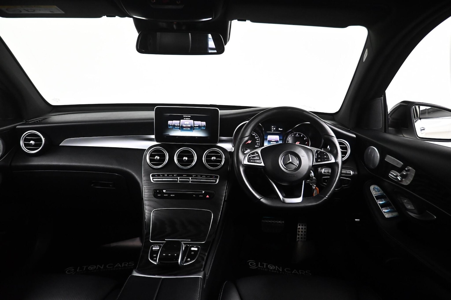 Used Mercedes-Benz GLC 2019 for sale - 77314611: Photo 27