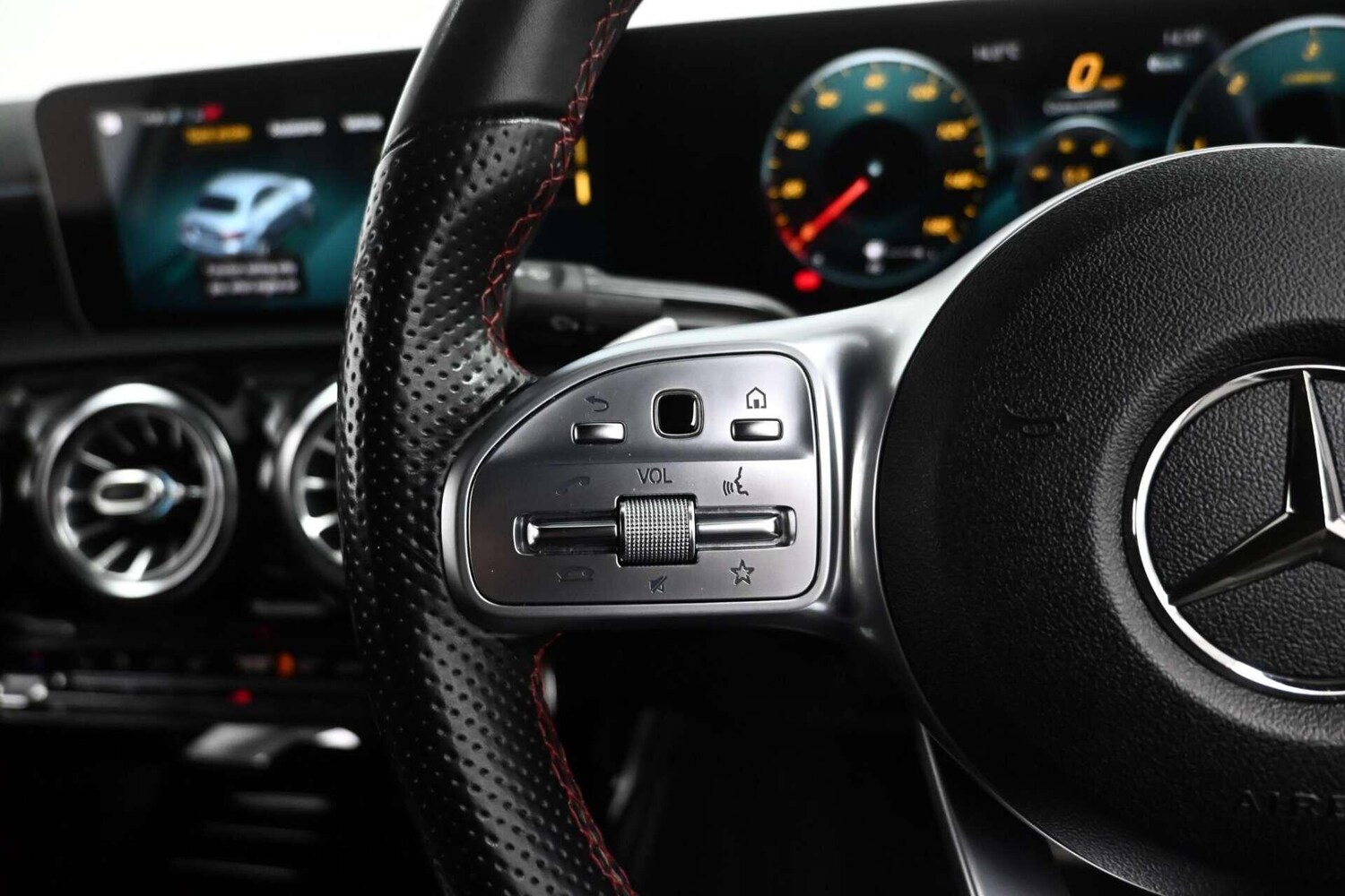 Used Mercedes-Benz A-Class 2019 for sale - 77784005: Photo 14