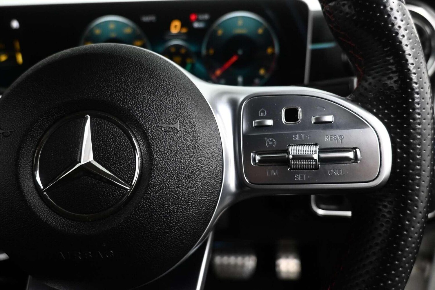 Used Mercedes-Benz A-Class 2019 for sale - 77784005: Photo 15