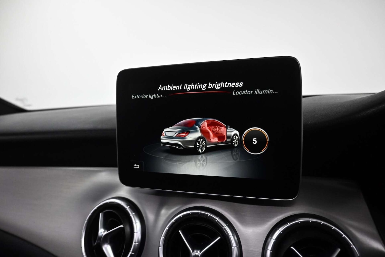 Used Mercedes-Benz CLA 2018 for sale - 77729081: Photo 16