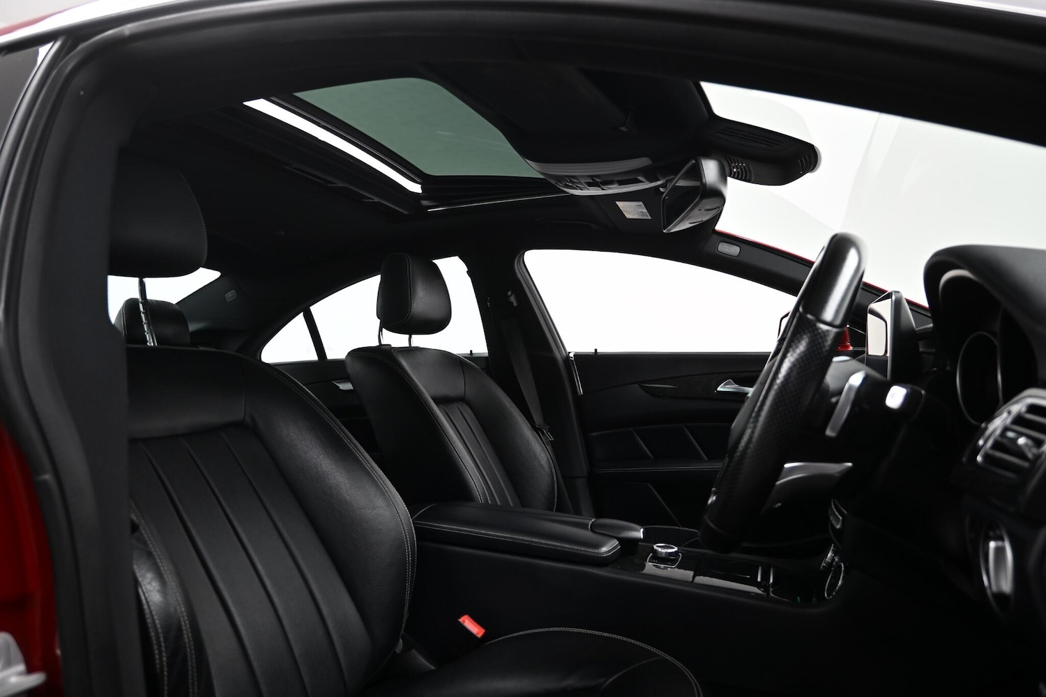 Used Mercedes-Benz CLS 2015 for sale - 76136872: Photo 8