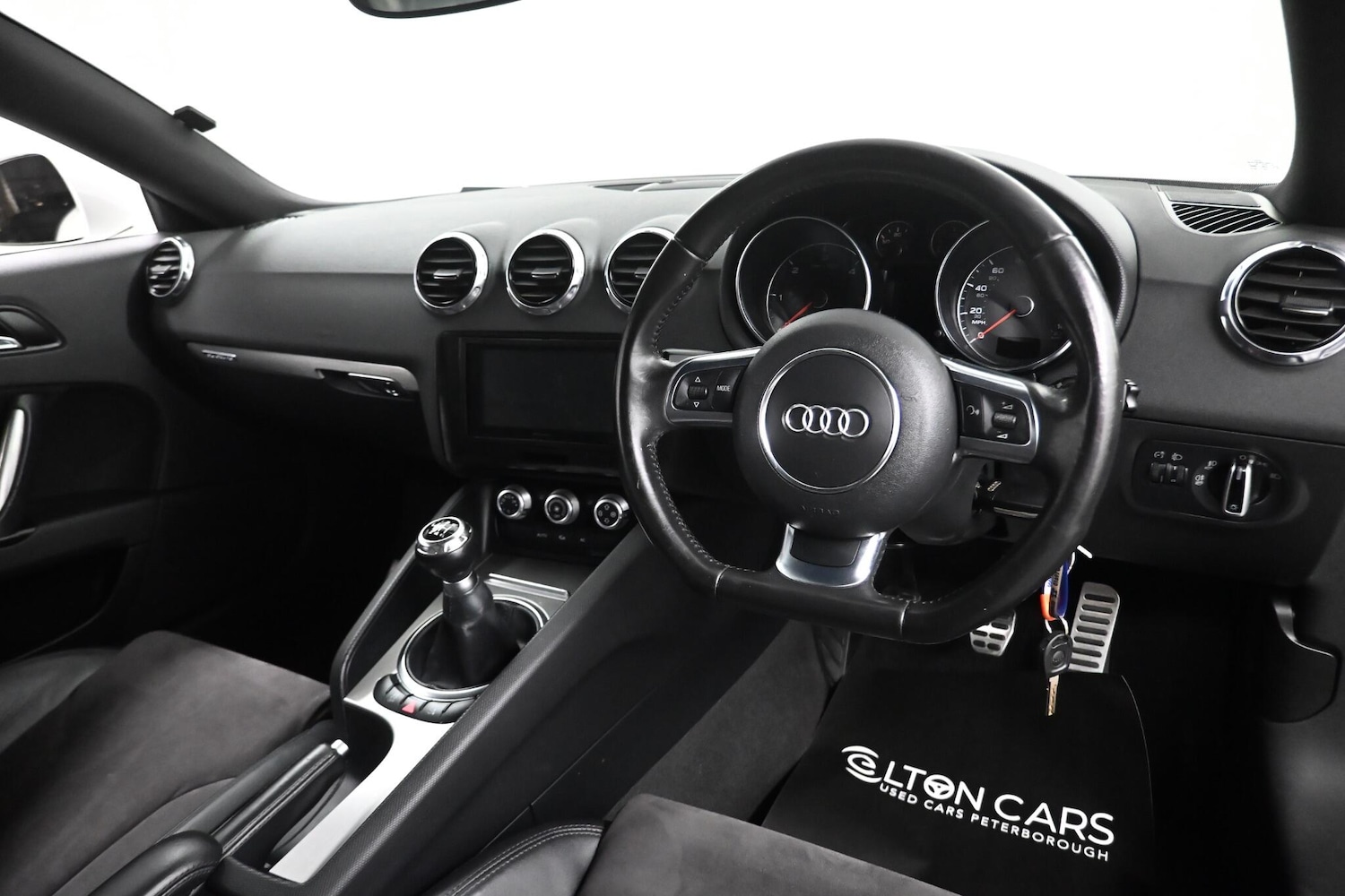 Used Audi TT 2012 for sale - 77683067: Photo 11