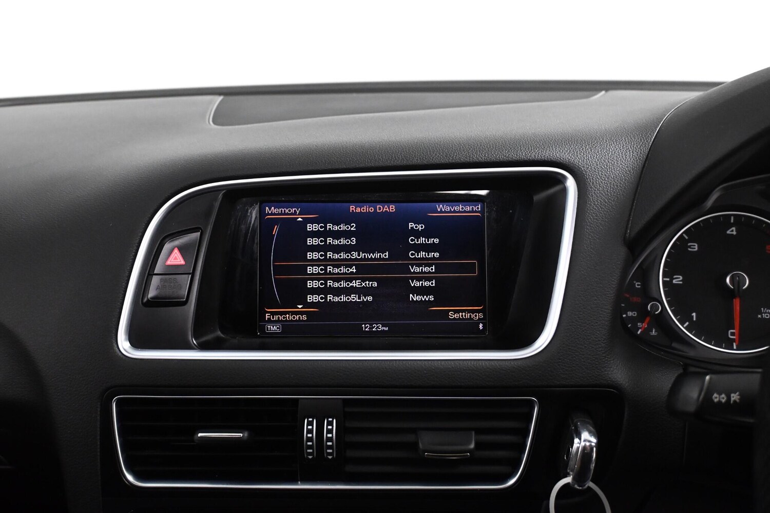 Used Audi Q5 2016 for sale - 76108755: Photo 23