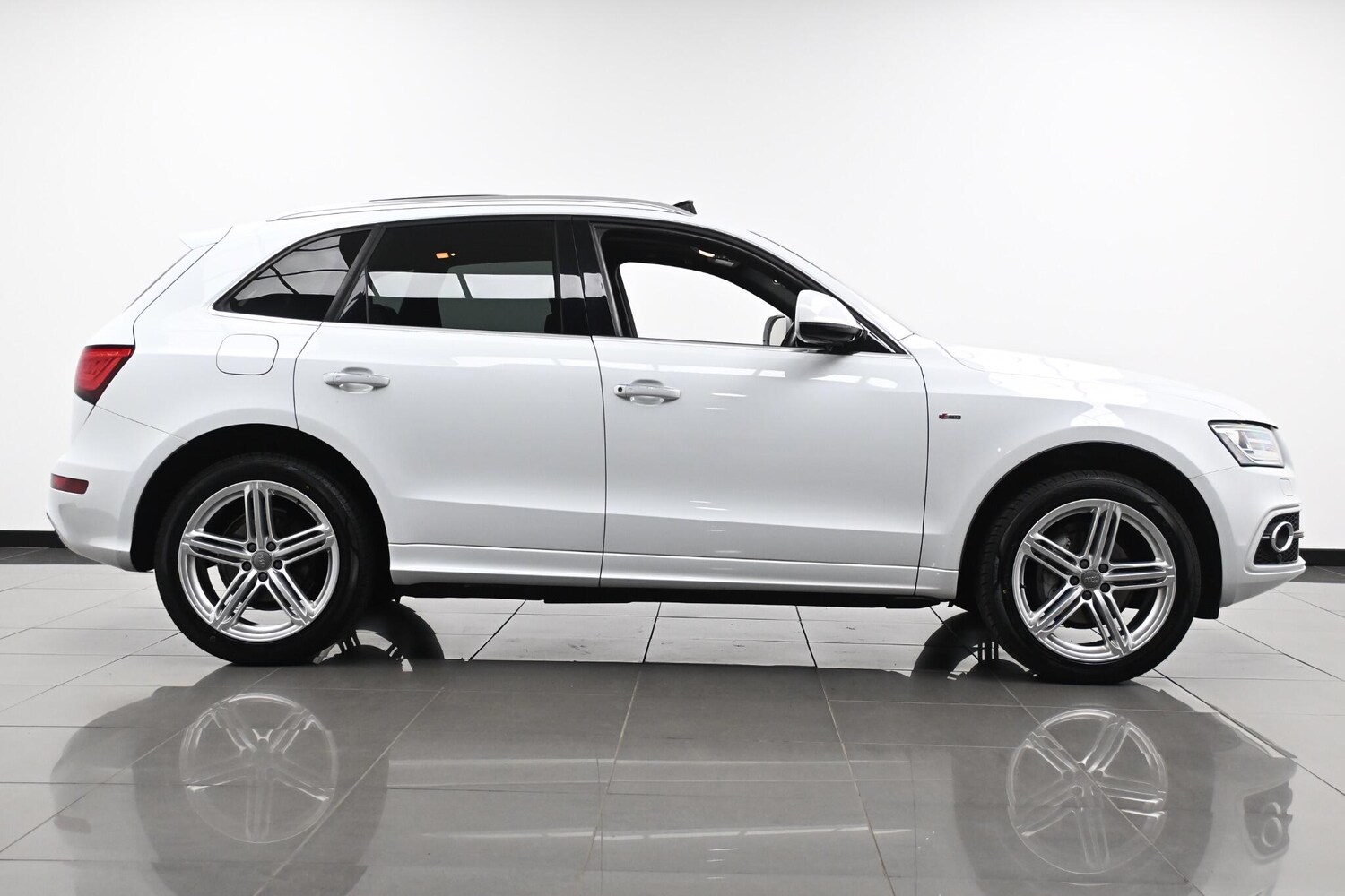 Used Audi Q5 2016 for sale - 76108755: Photo 4