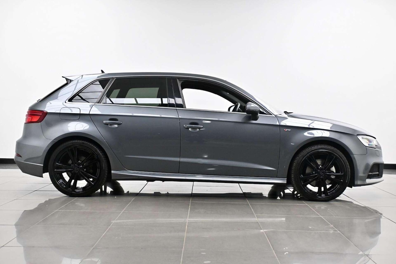 Used Audi A3 2019 for sale - 77774477: Photo 4