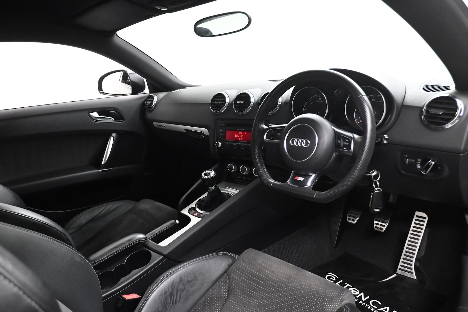 Used Audi TT 2010 for sale - 77229289: Photo 15