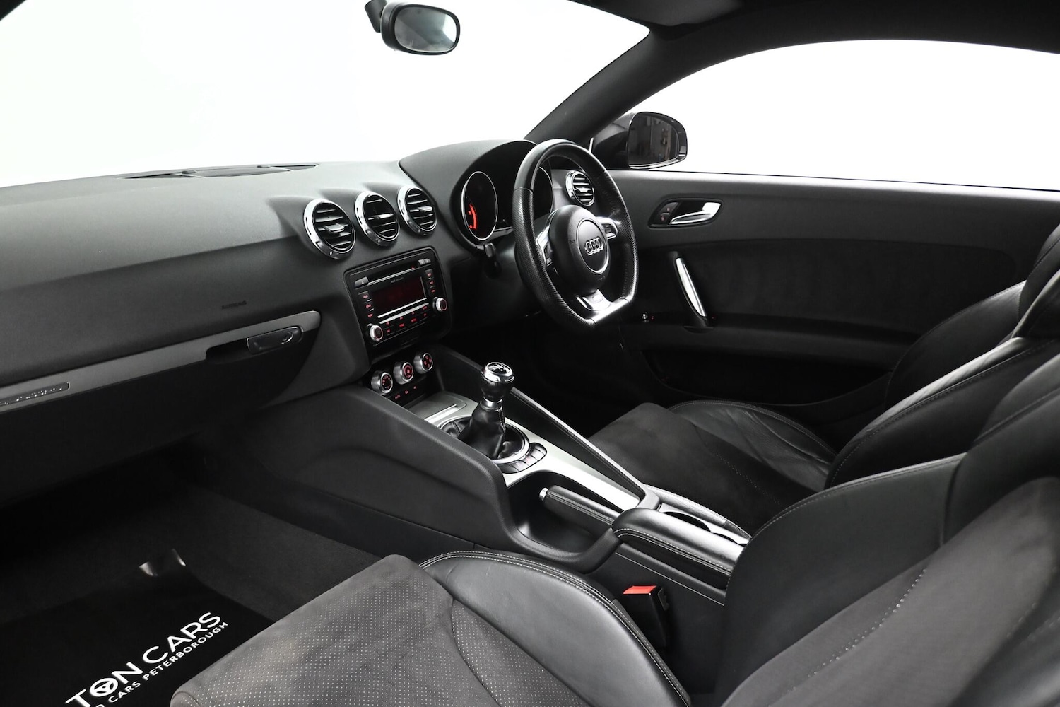 Used Audi TT 2010 for sale - 77229289: Photo 21