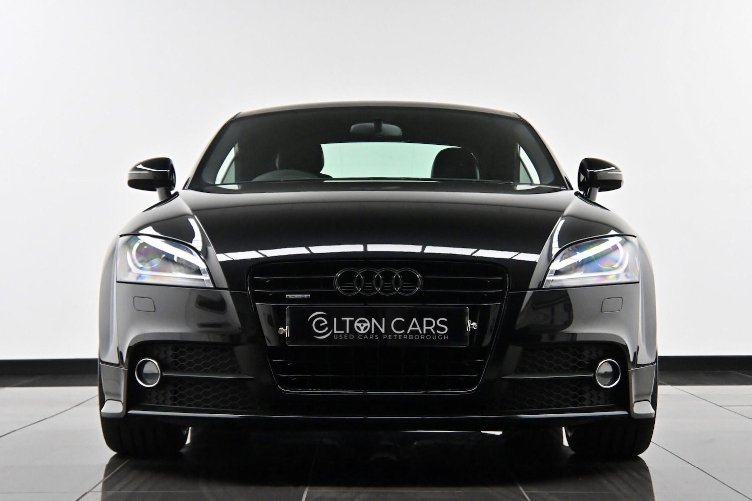 Used Audi TT 2010 for sale - 77229289: Photo 3