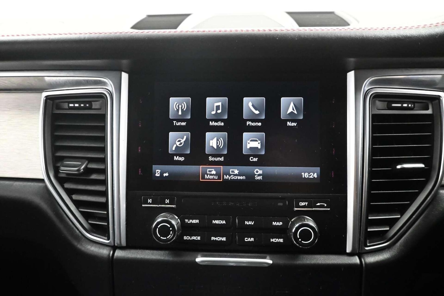 Used Porsche Macan 2016 for sale - 77774474: Photo 22