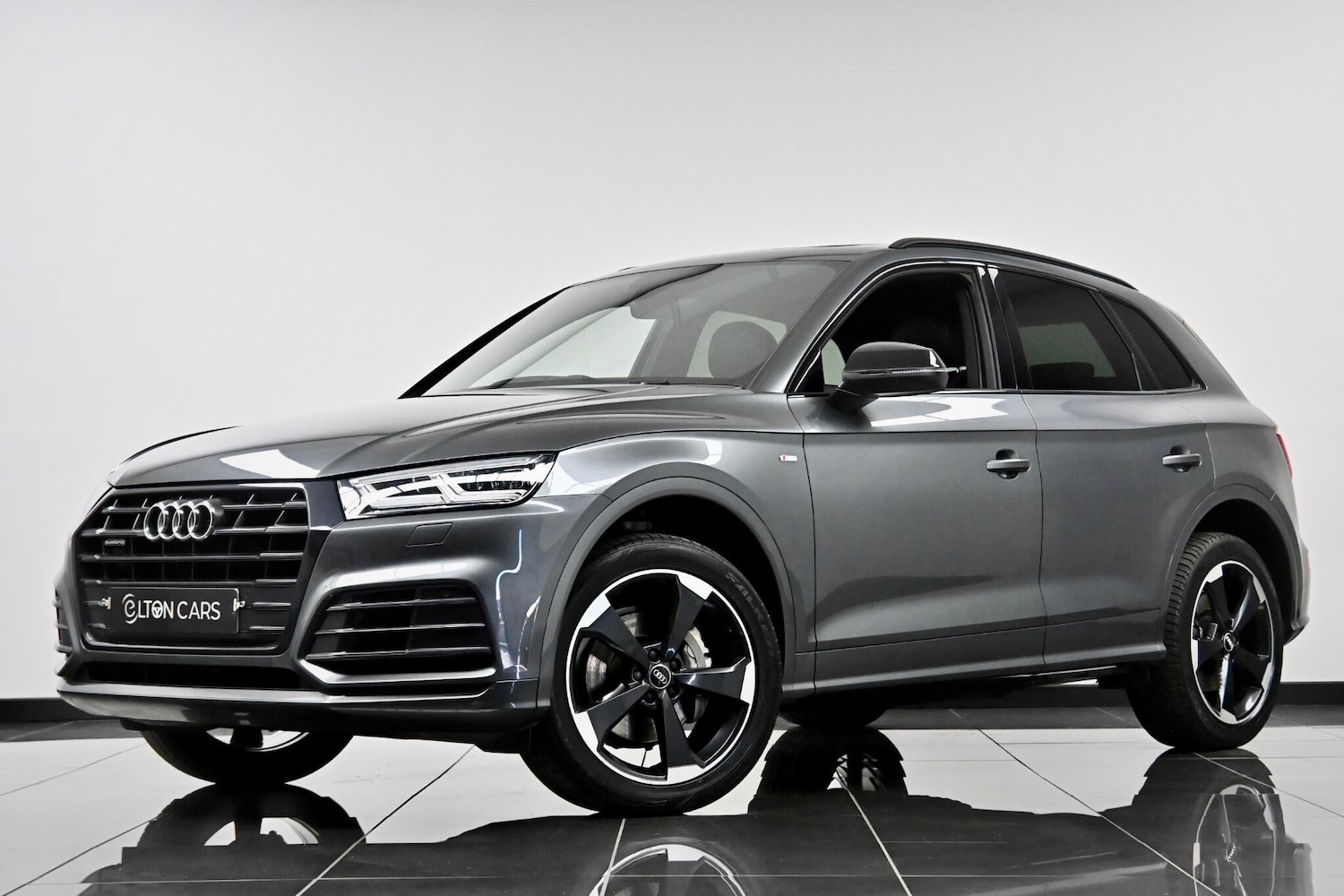 Used Audi Q5 2019 for sale - 77939498: Photo 2