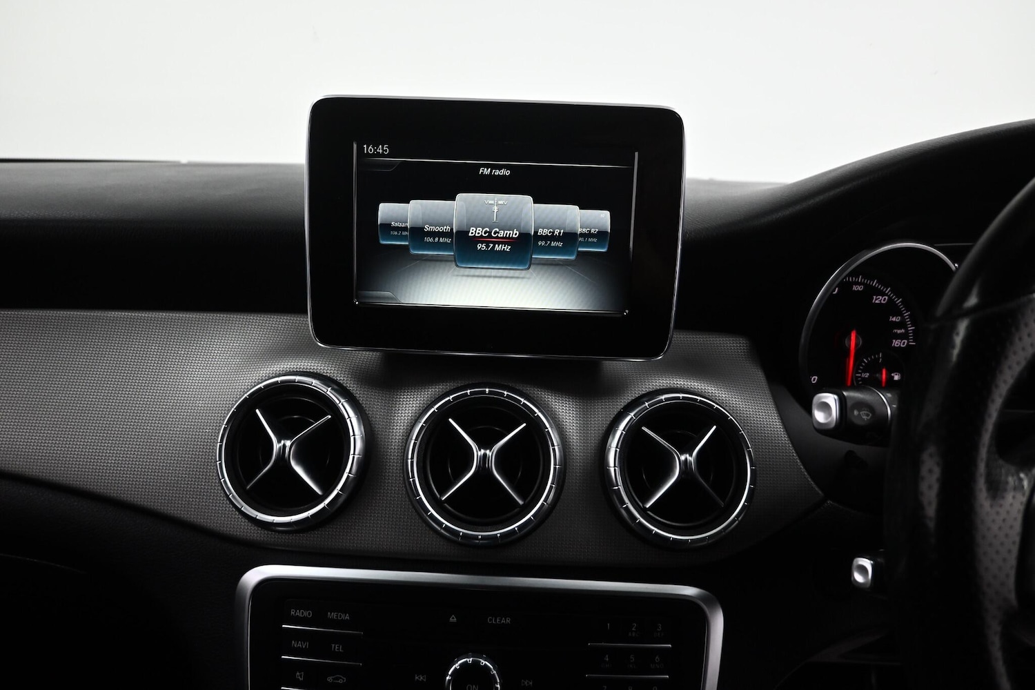Used Mercedes-Benz CLA 2017 for sale - 76095222: Photo 13