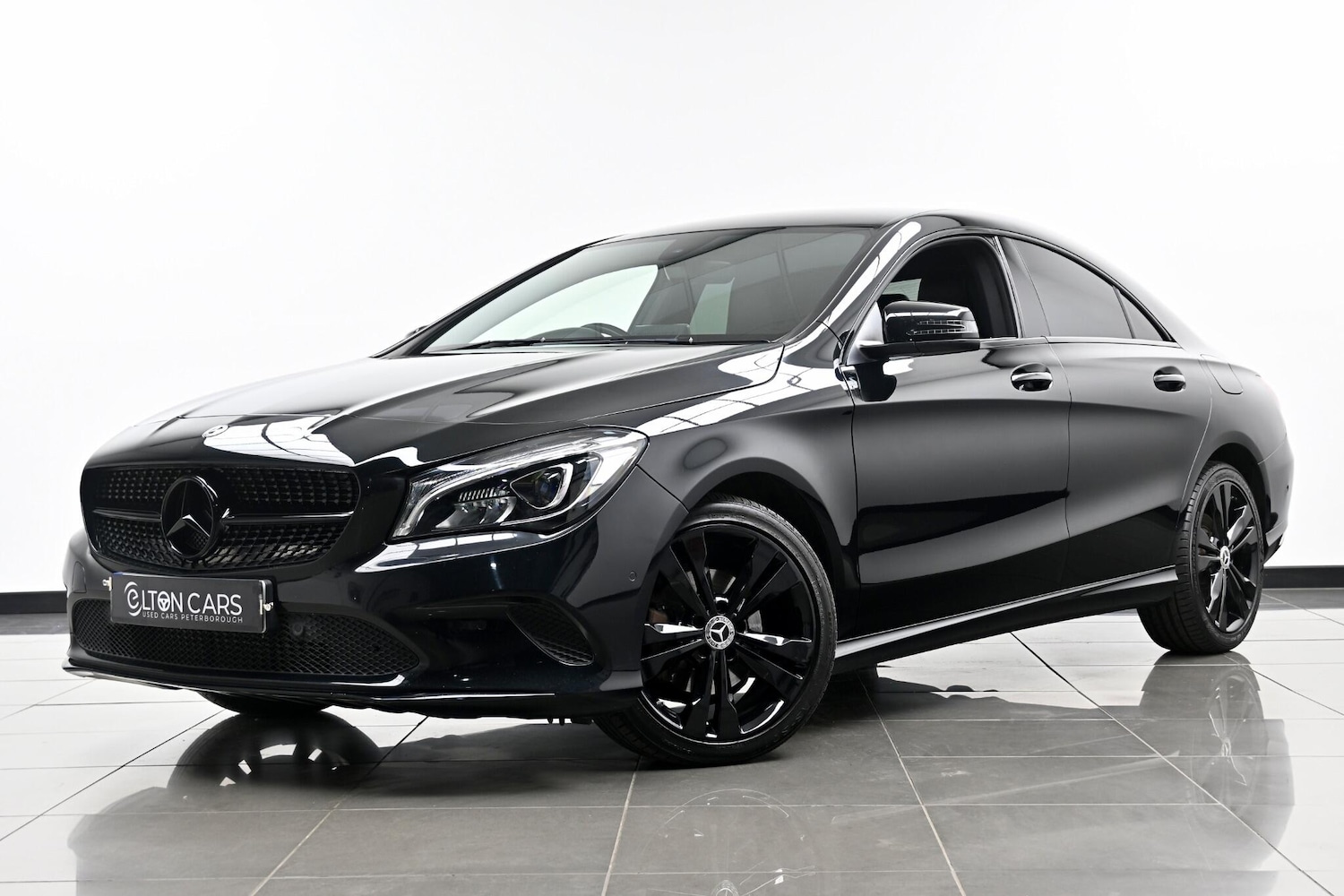 Used Mercedes-Benz CLA 2017 for sale - 76095222: Photo 2