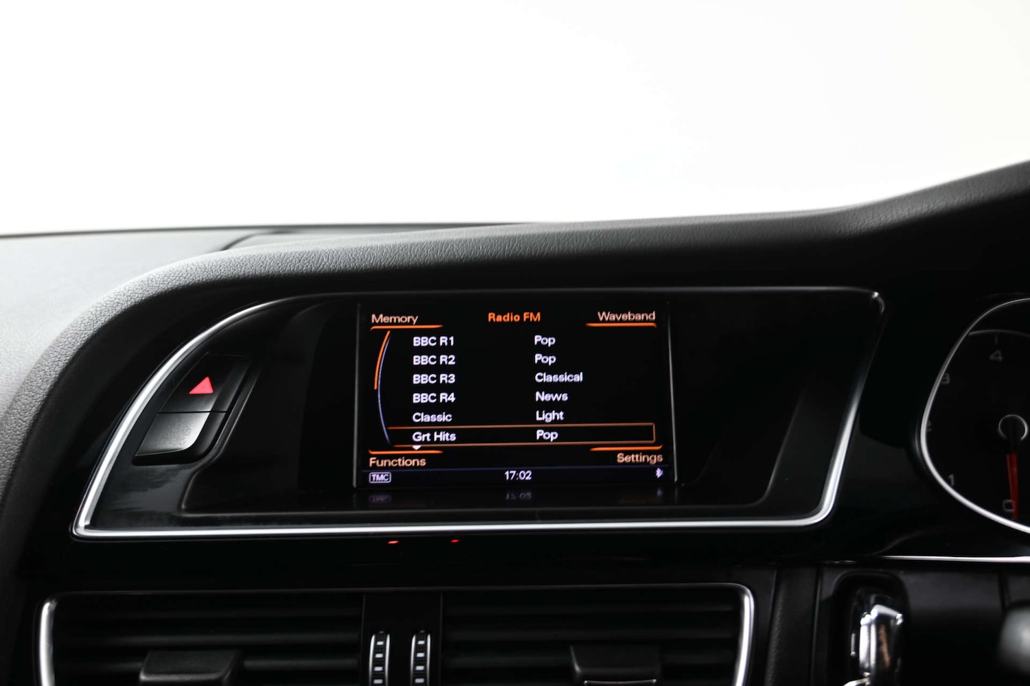 Used Audi A4 2015 for sale - 77735059: Photo 22