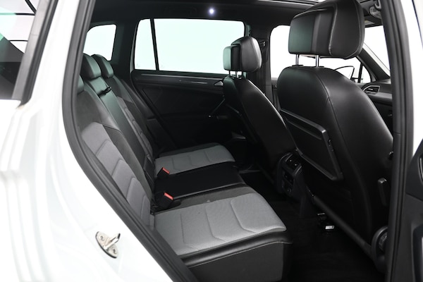 Used Volkswagen Tiguan 2017 for sale - 76199637: Photo 14