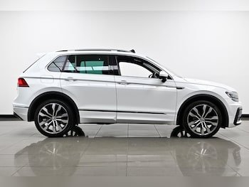 Used Volkswagen Tiguan 2017 for sale - 76199637: Photo 4