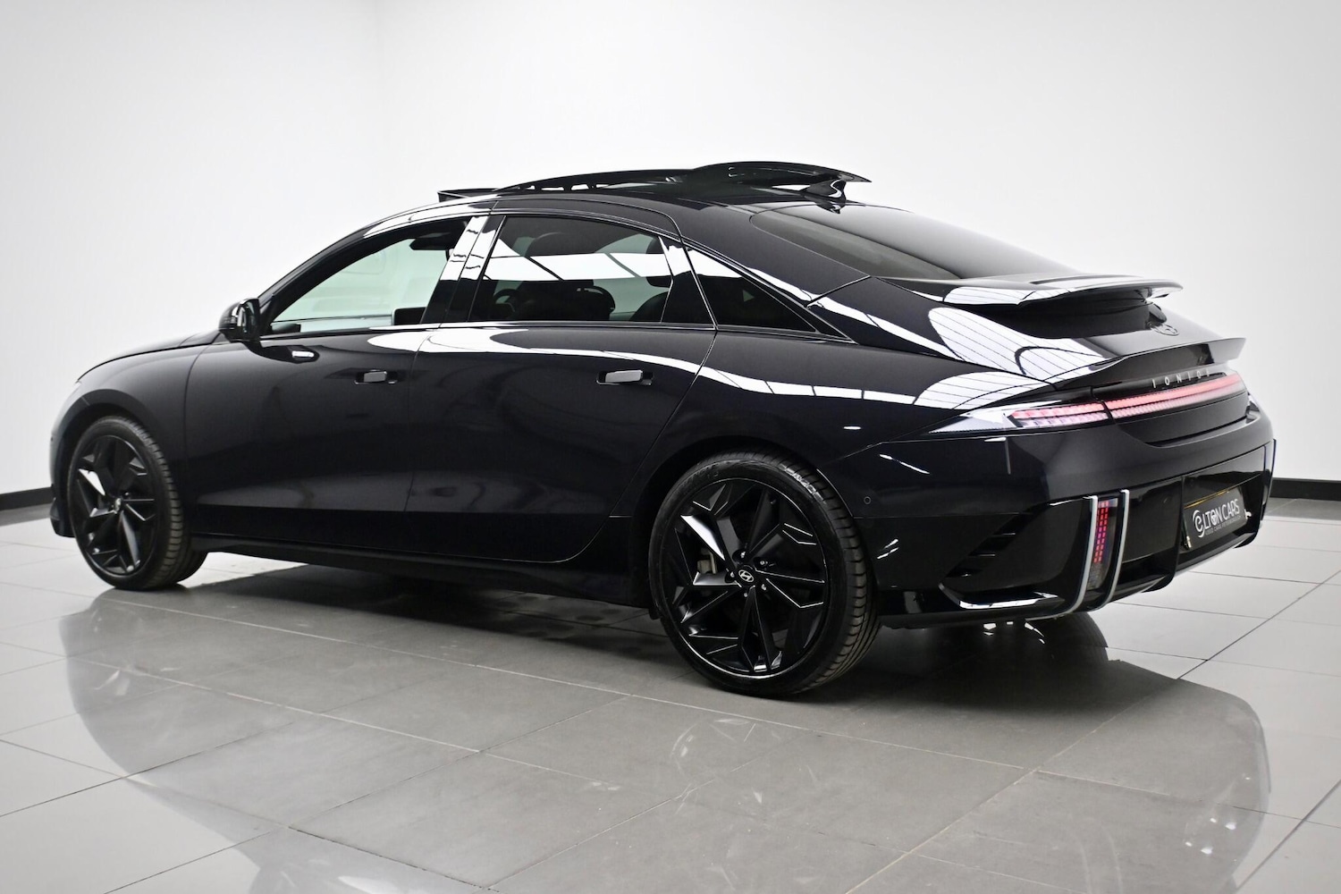 Used Hyundai IONIQ 6 2023 for sale - 76913399: Photo 12