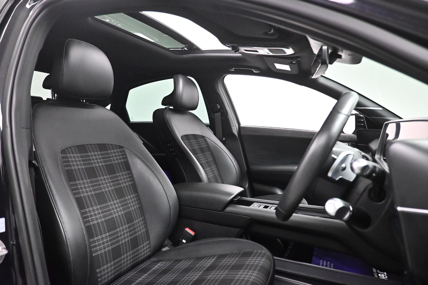 Used Hyundai IONIQ 6 2023 for sale - 76913399: Photo 15