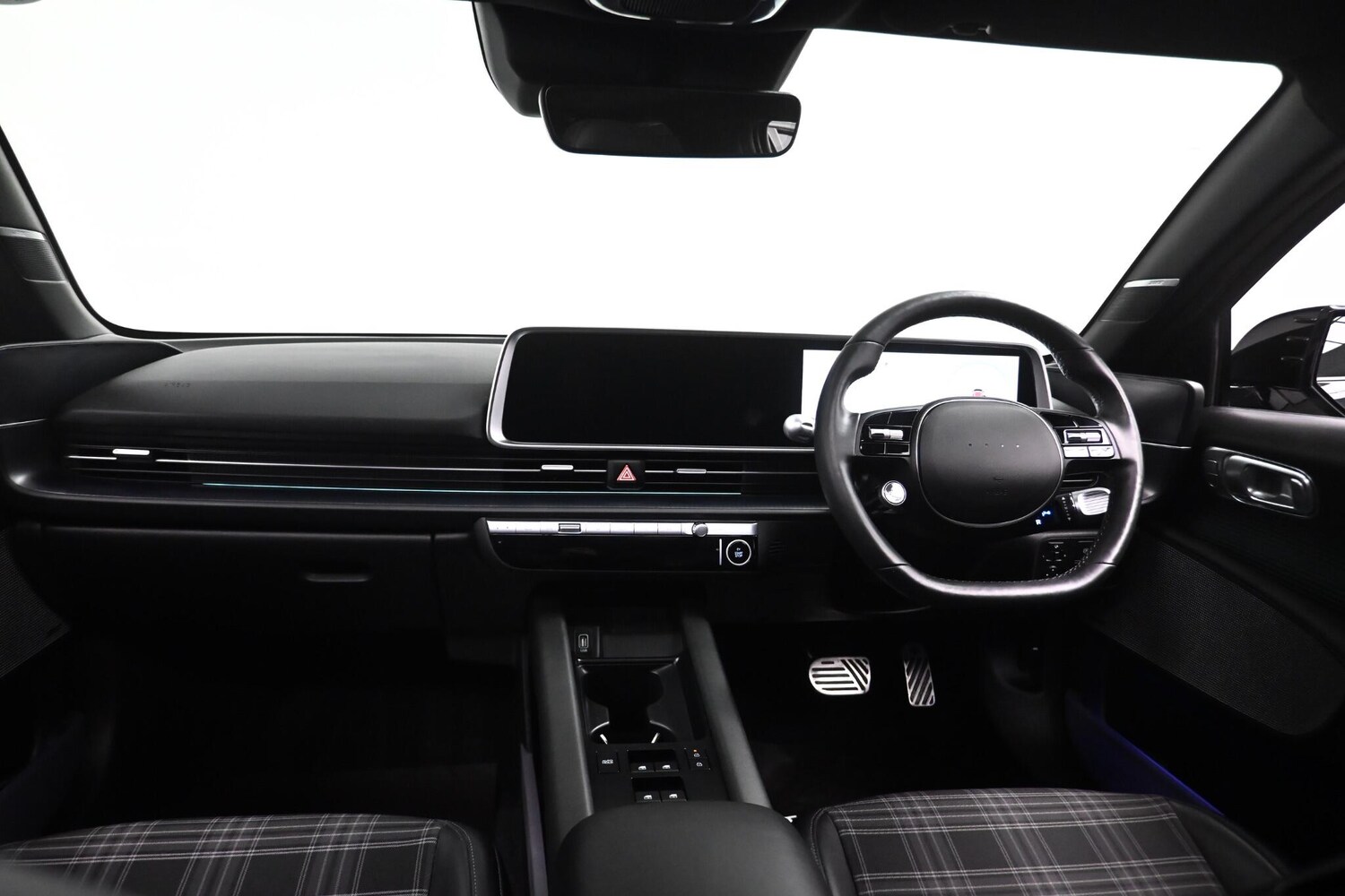 Used Hyundai IONIQ 6 2023 for sale - 76913399: Photo 37