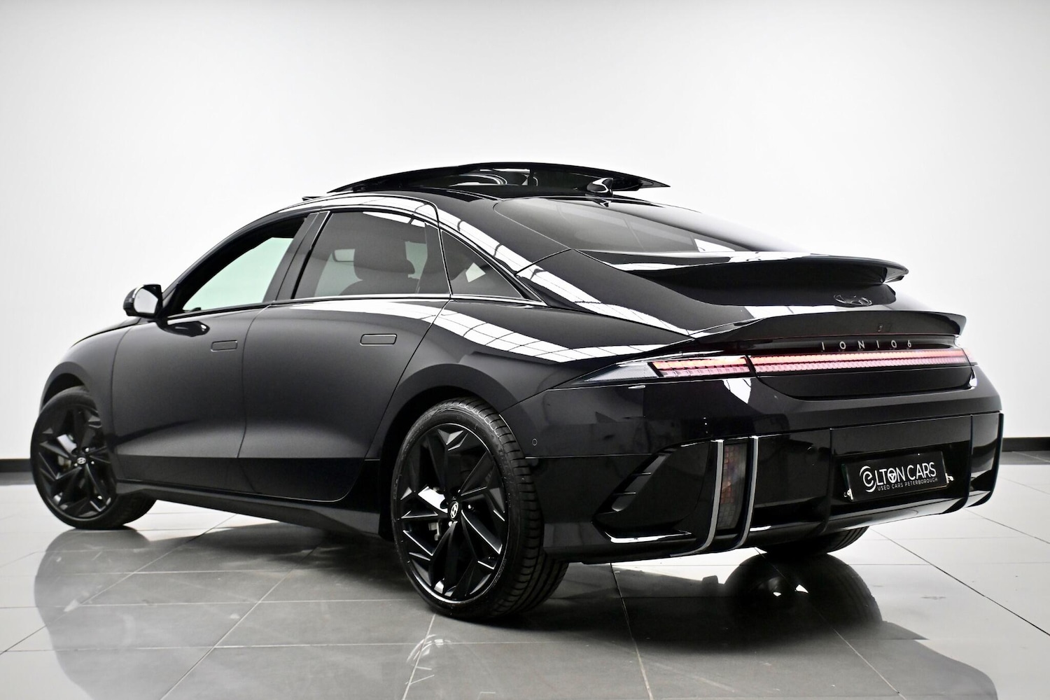 Used Hyundai IONIQ 6 2023 for sale - 76913399: Photo 9