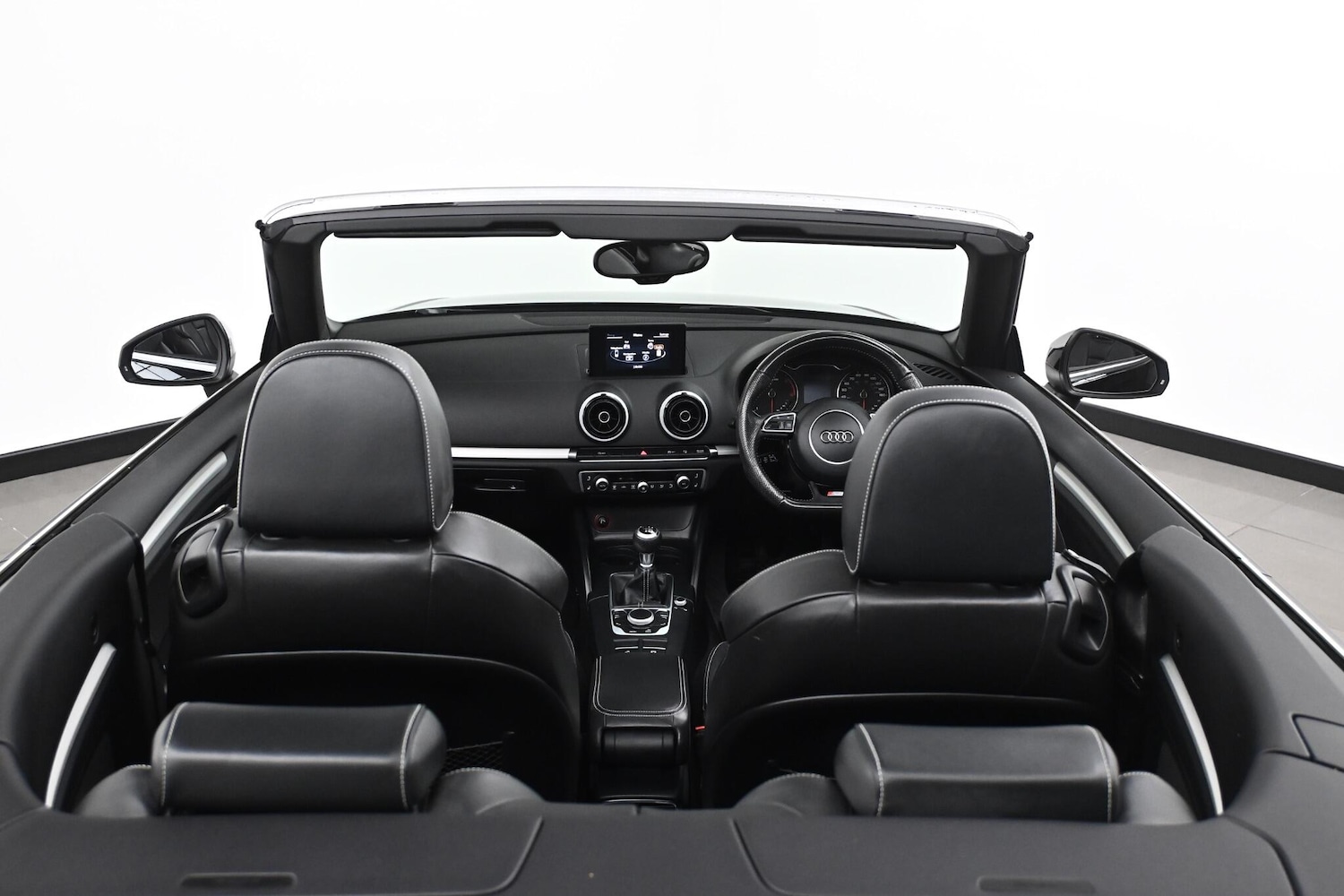 Used Audi A3 Cabriolet 2015 for sale - 76398680: Photo 11