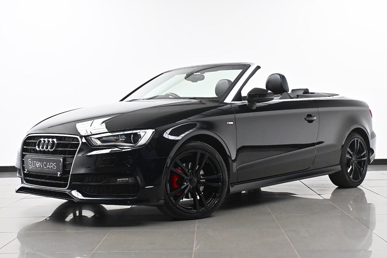 Used Audi A3 Cabriolet 2015 for sale - 76398680: Photo 2