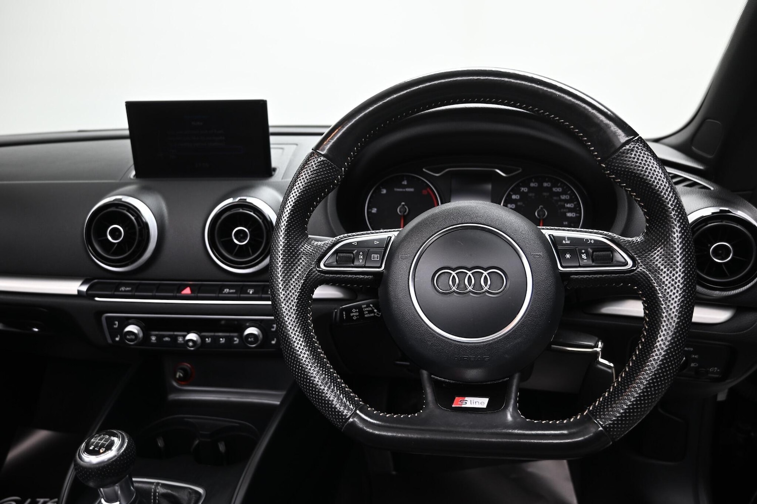 Used Audi A3 Cabriolet 2015 for sale - 76398680: Photo 26