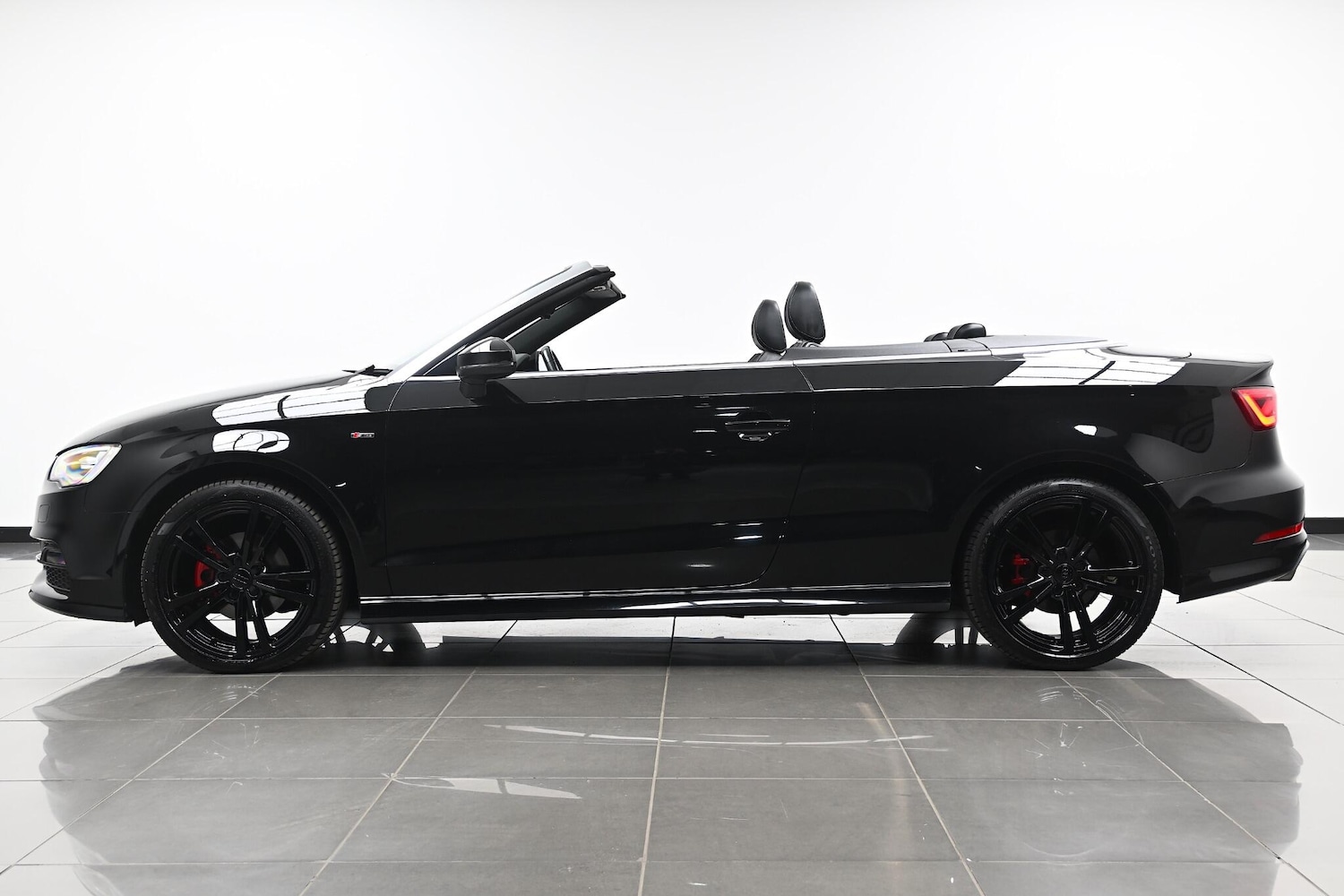 Used Audi A3 Cabriolet 2015 for sale - 76398680: Photo 6