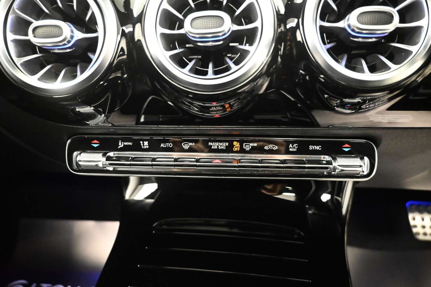 Used Mercedes-Benz CLA 2020 for sale - 77735070: Photo 17