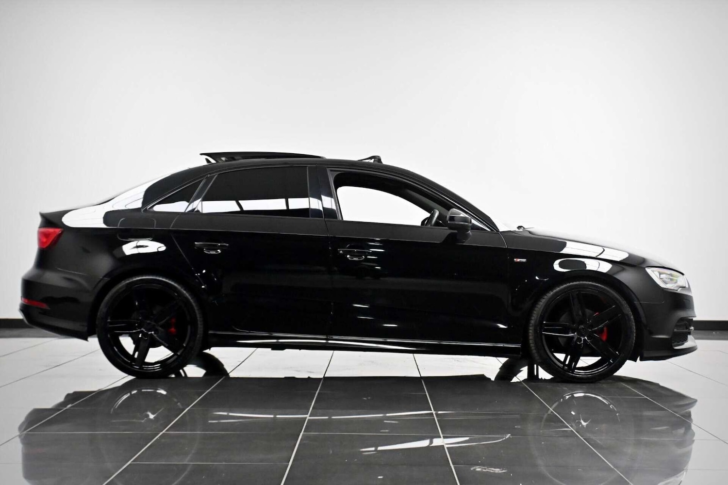 Used Audi A3 2016 for sale - 77774476: Photo 4