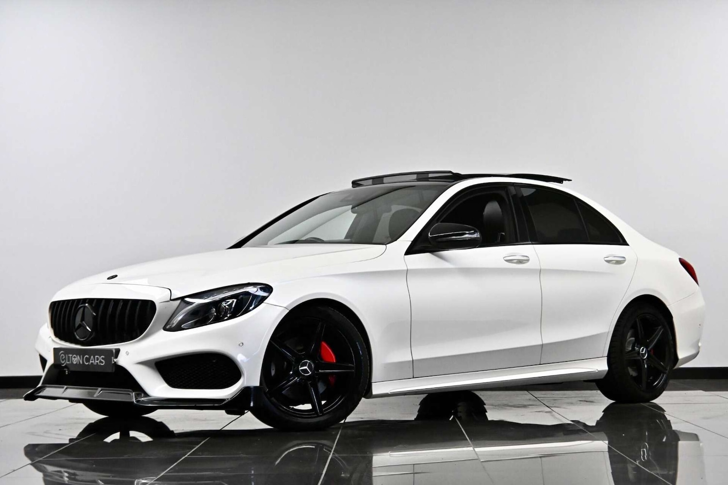 Used Mercedes-Benz C Class 2015 for sale - 77729053: Photo 2