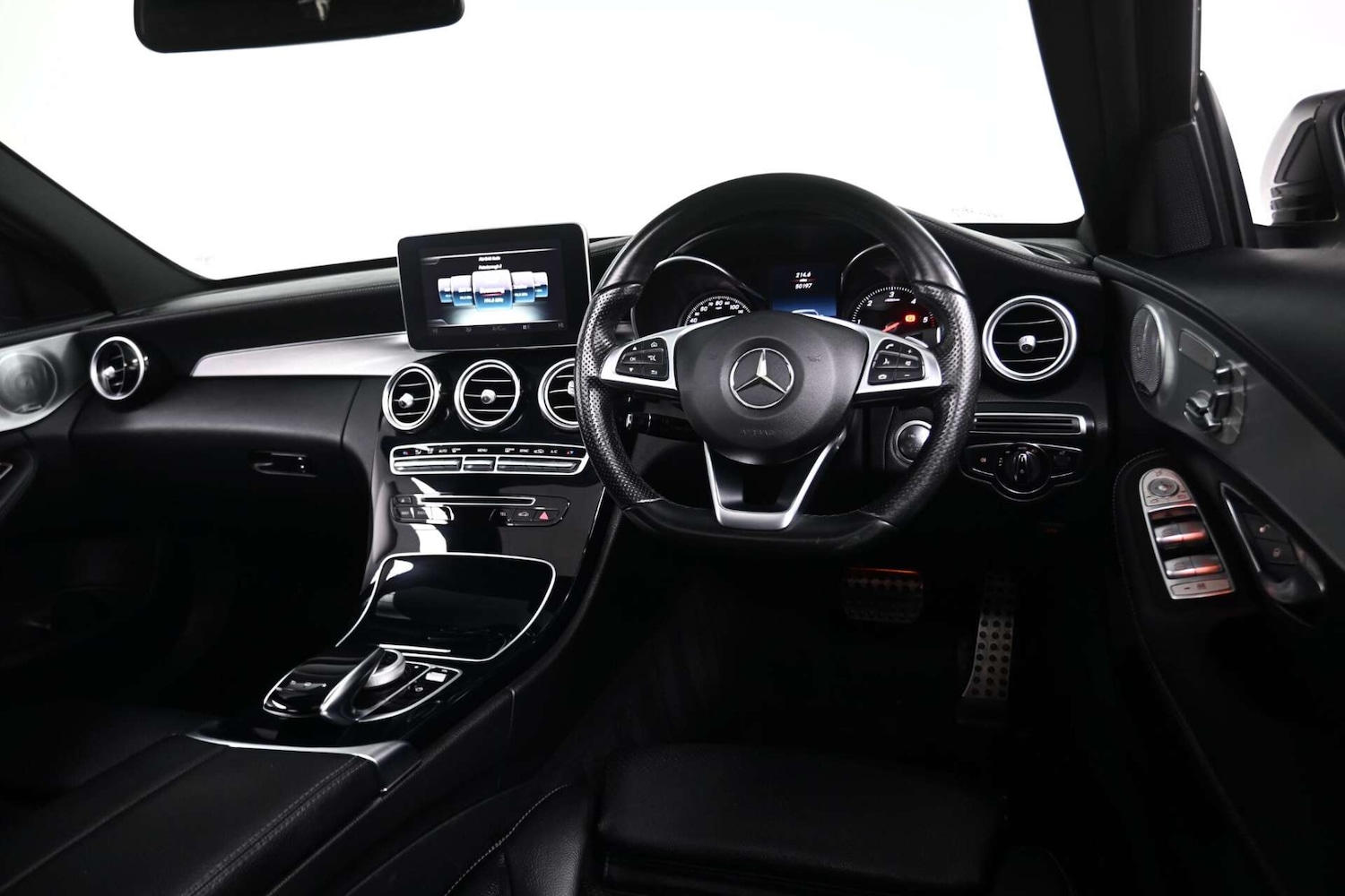 Used Mercedes-Benz C Class 2015 for sale - 77729053: Photo 24