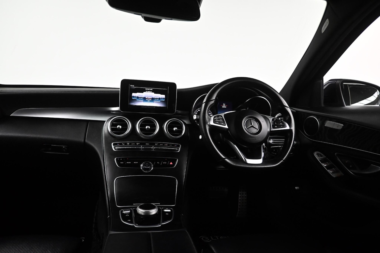 Used Mercedes-Benz C Class 2018 for sale - 77793610: Photo 22