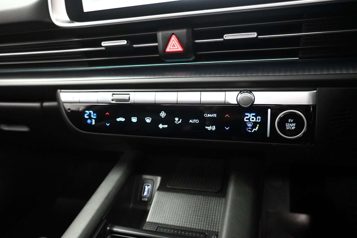 Used Hyundai IONIQ 6 2023 for sale - 77729080: Photo 32