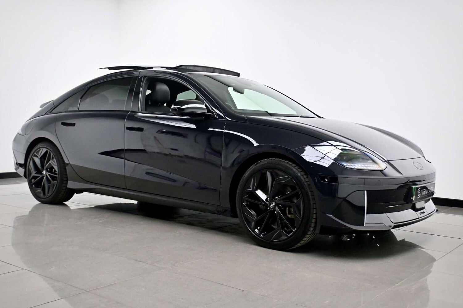 Used Hyundai IONIQ 6 2023 for sale - 77729080: Photo 8