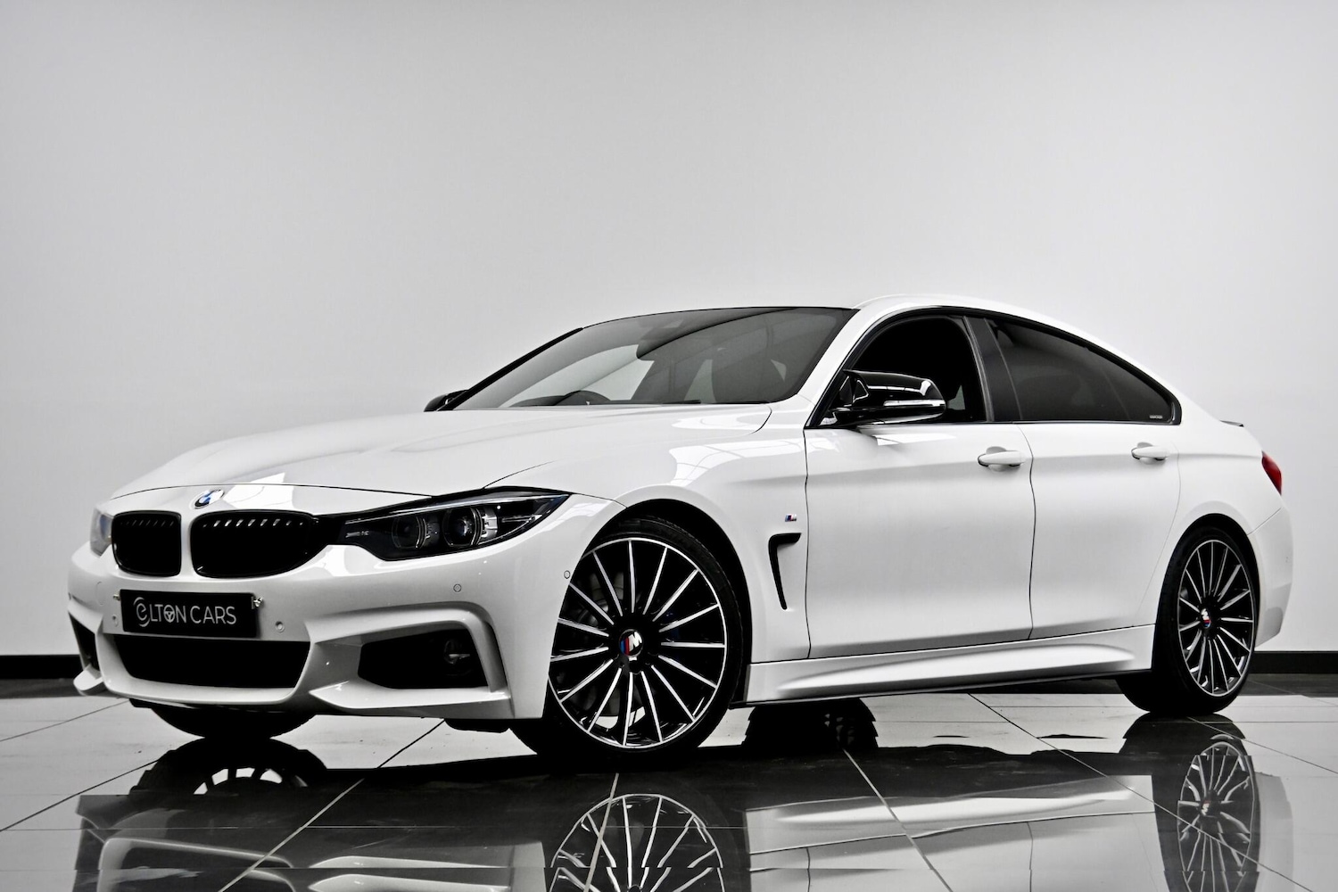 Used BMW 4 Series 2017 for sale - 77426031: Photo 2