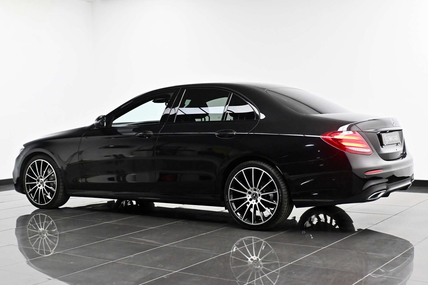 Used Mercedes-Benz E Class 2020 for sale - 77729103: Photo 6